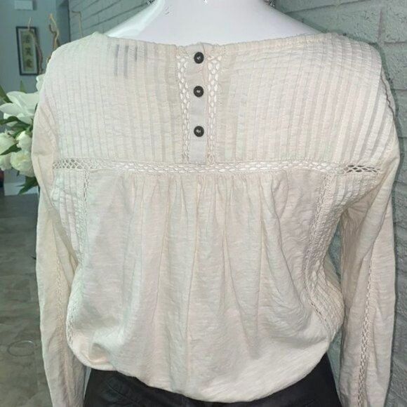 Lucky Brand Long Sleeve Pleated Embroidered Top Size S - Picture 11 of 14